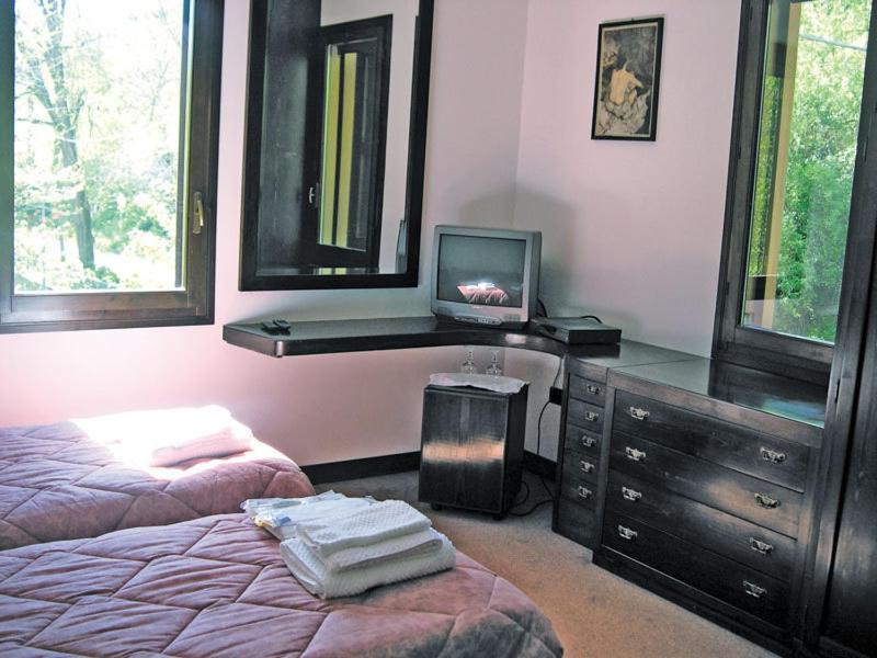 La Tagliolina Otel Monteveglio Oda fotoğraf